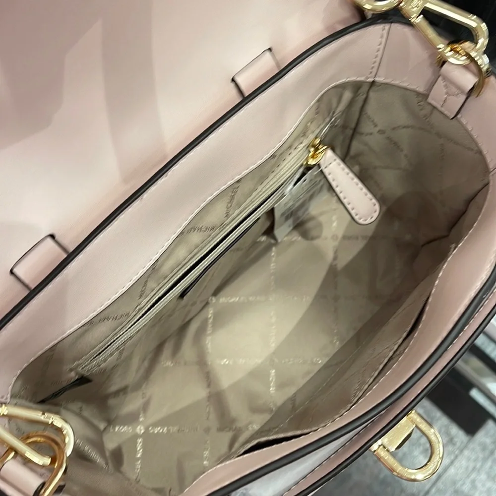 MICHAEL KORS MANHATTAN MEDIUM TOP HANDLE SCHOOL SATCHEL CROSSBODY BAG 
NWT - Picture 8 of 16